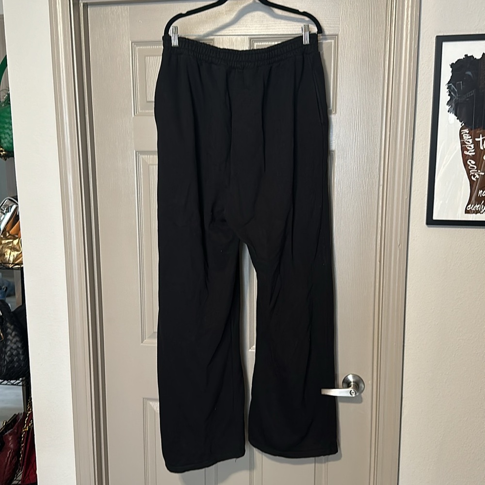 Boohoo | V Waistband Wide Leg Jogger (Tall) - Picture 8 of 9